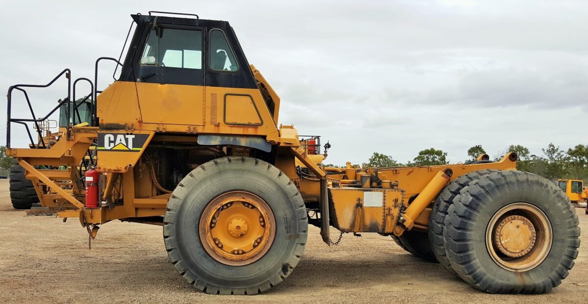 CAT 773B Water Truck